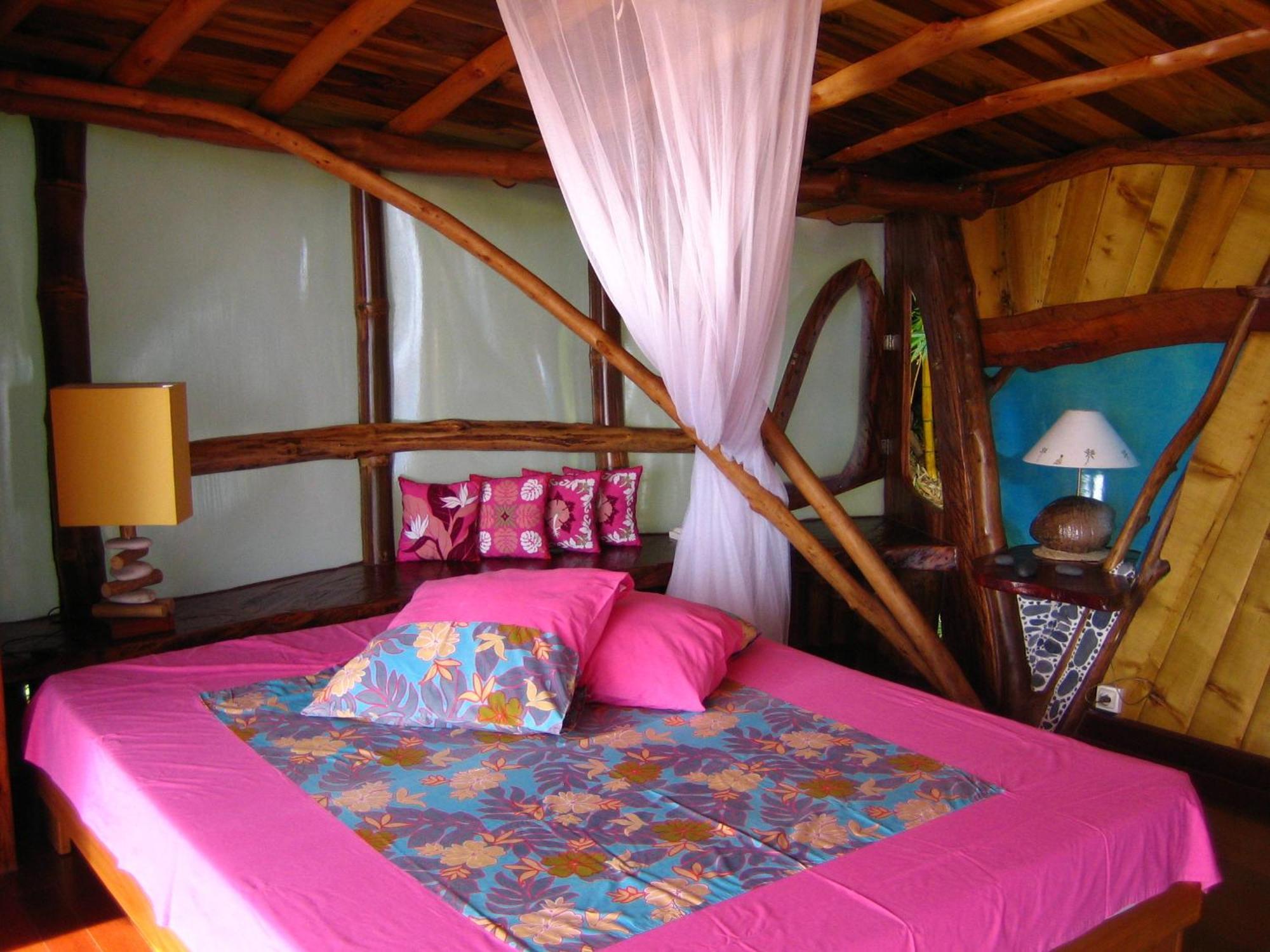 Vanira Lodge Теахупоо Экстерьер фото